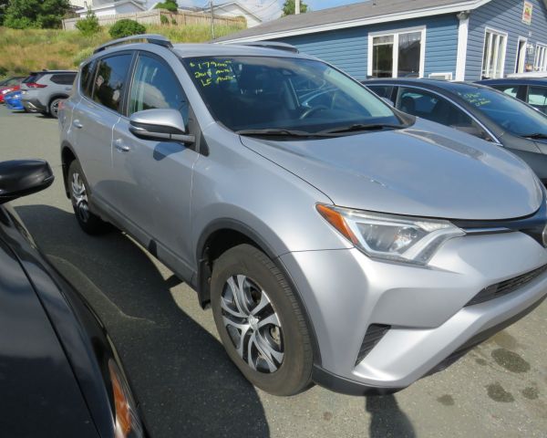 2017 Toyota
rav 4 awd auto