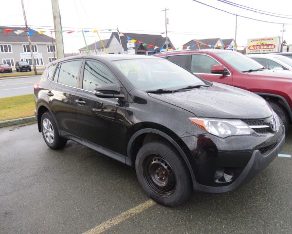 2015 Toyota rav 4 awd 