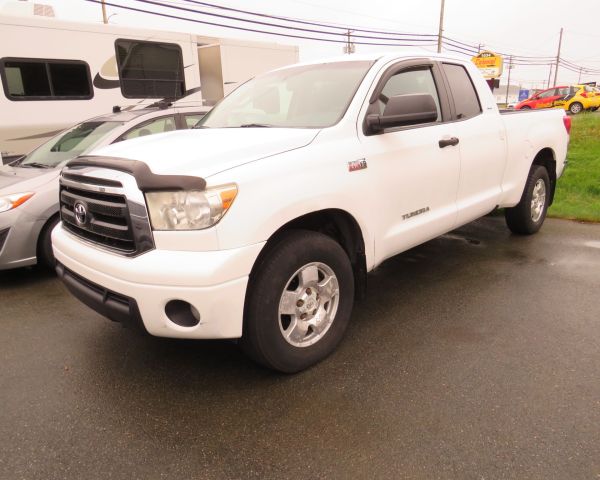 2012 Toyota
 tundra 4x4 crew cab