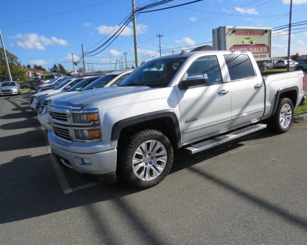 2014 Chevrolet crew cab 4x4 high country