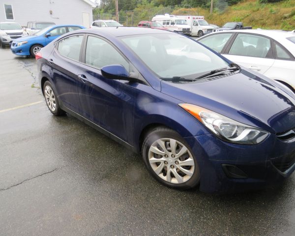 2012 Hyundai  elantra 