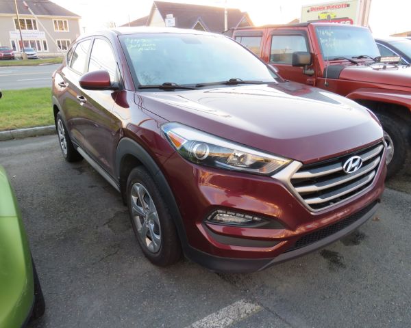 2017 Hyundai  yucson gl auto loaded