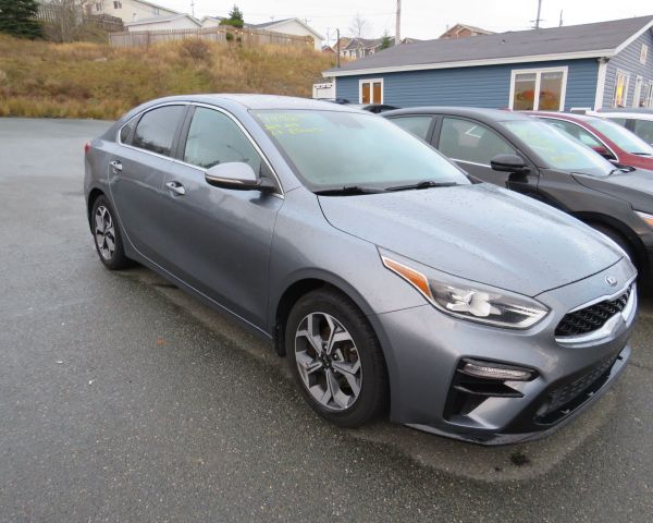 2019 Kia forte lx auto only 82000km