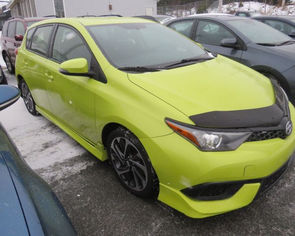 2016 Toyota corolla im auto