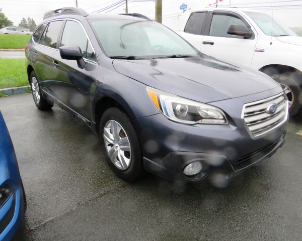 2015 Subaru outback 5 spd 77000km