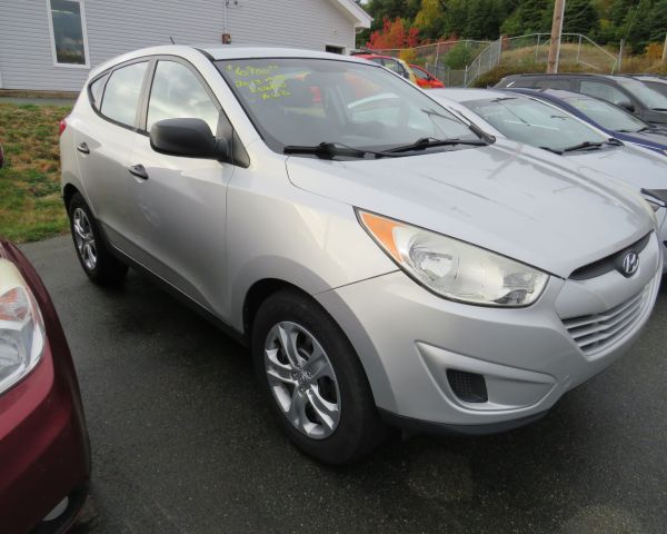 2013 Hyundai tucson awd gls