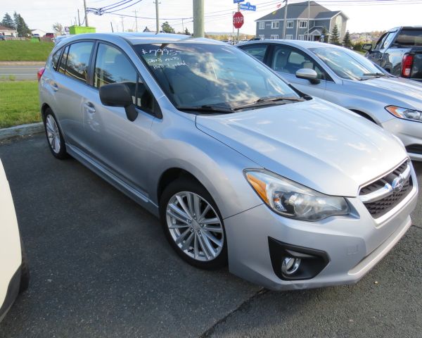 2013 Subaru imprezna awd