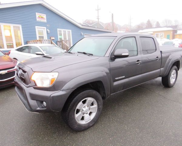 2013 Toyota tacoma v6 trd off rd auto 4x4